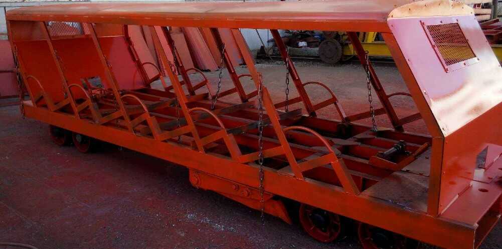 抱轨式人车改善井下工人劳动条件