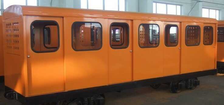 平巷人车跟车工的必要性